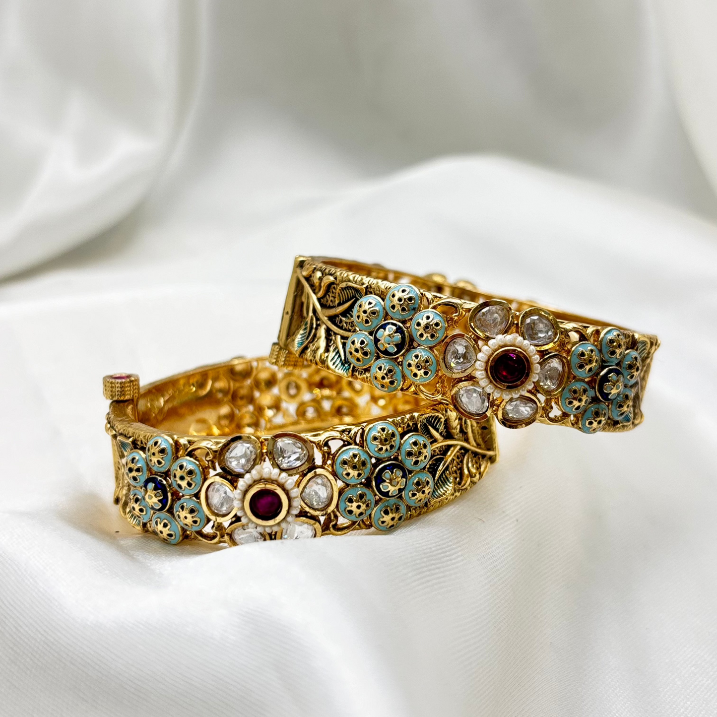 Rajwadi Enchanted Floral Kundan Bangles