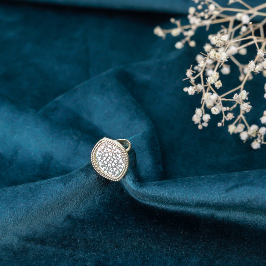 Elegant Thewa Art Ring