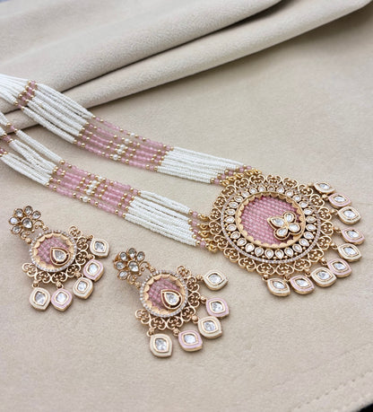 Opulent Kundan Pearl Haar: A Symphony of Elegance and Tradition