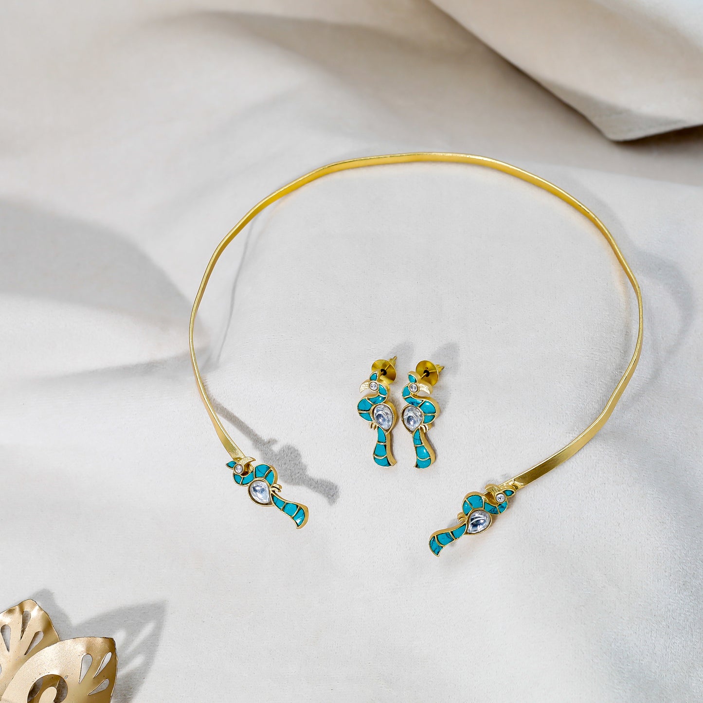 Enchanting Peacock Hasli Necklace Set