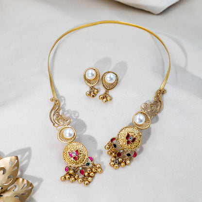 Royal Elegance Pearl Hasli Necklace Set