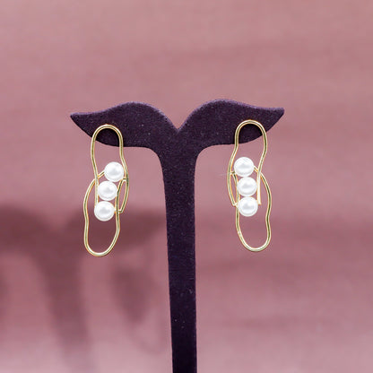 Stunning Pearl Earrings