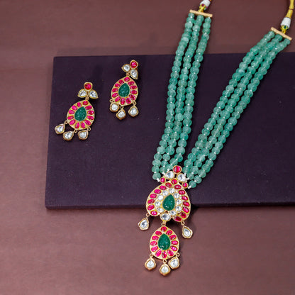 Enchanting Emerald Green Kundan Necklace Set