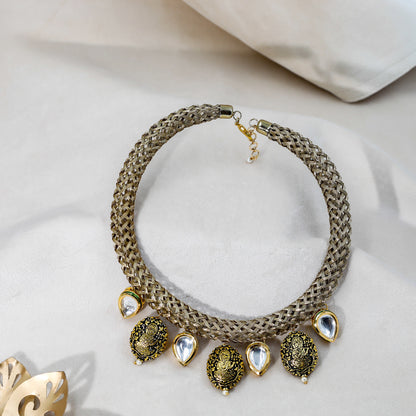 Meshwork Hasli Necklace with Gold-Toned Embellishments